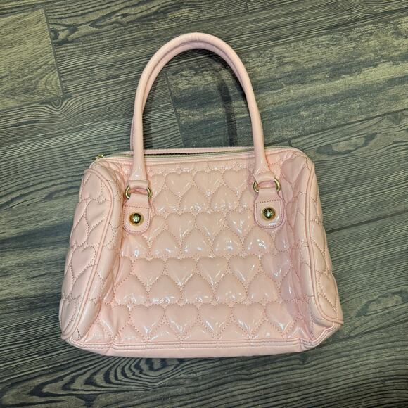 Betsey Johnson Pink Quilted Heart Handbag - Picture 2 of 13